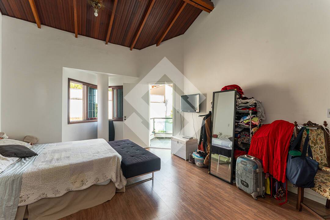 Casa, 4 quartos, 367 m² - Foto 48