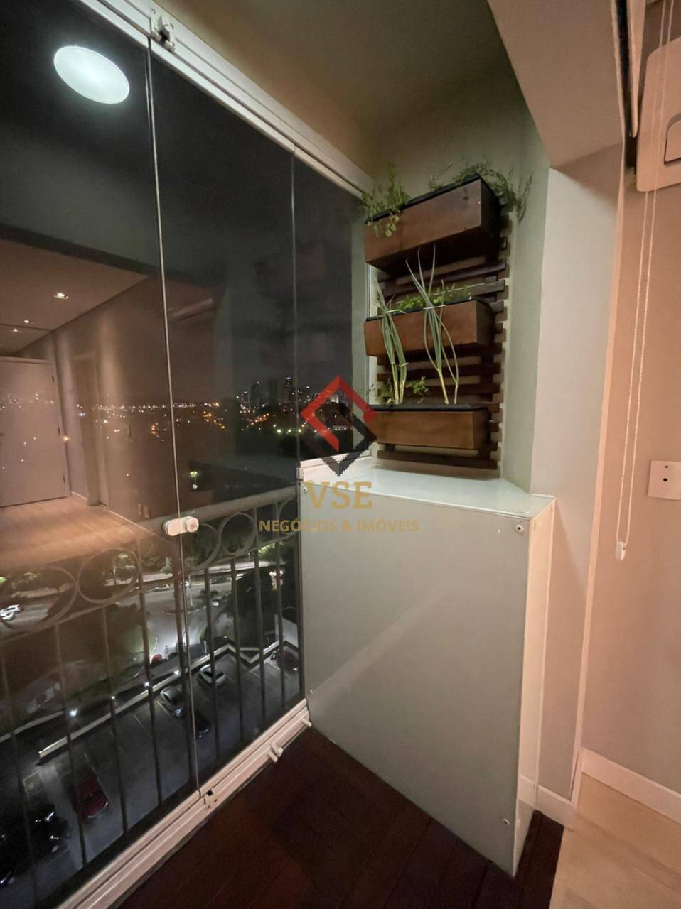 Apartamento à venda com 2 quartos, 60m² - Foto 2
