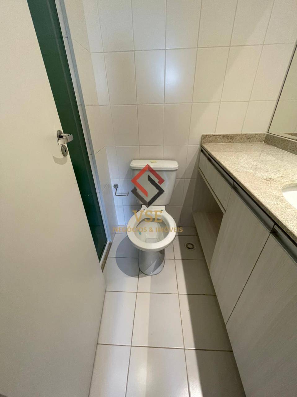 Apartamento à venda com 2 quartos, 60m² - Foto 4