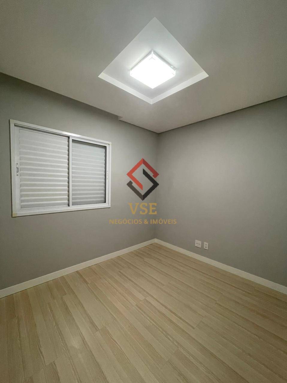 Apartamento à venda com 2 quartos, 60m² - Foto 17
