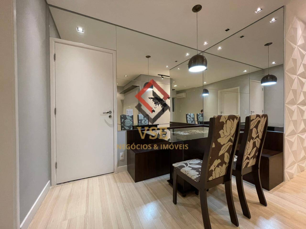 Apartamento à venda com 2 quartos, 60m² - Foto 26