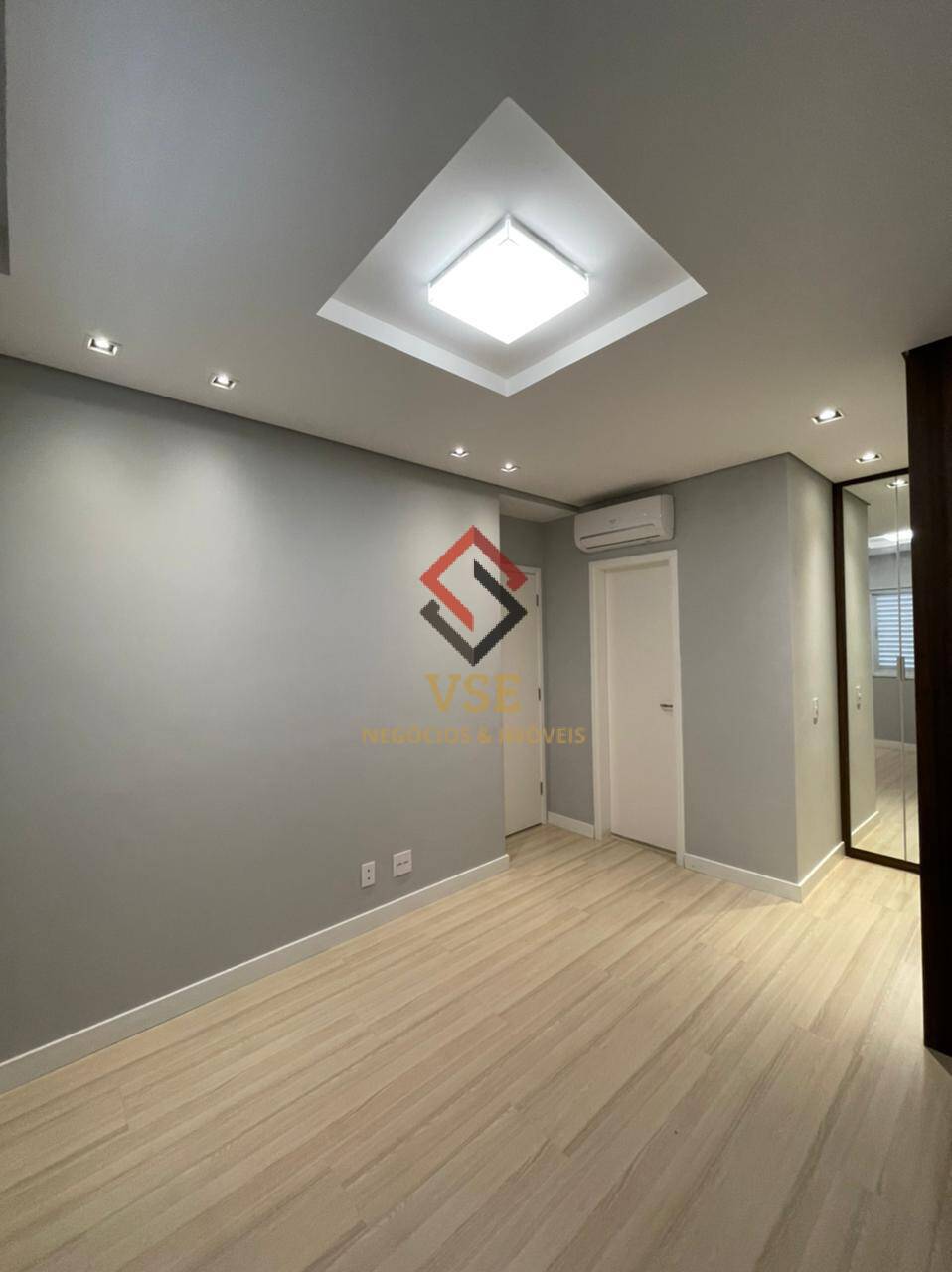 Apartamento à venda com 2 quartos, 60m² - Foto 37