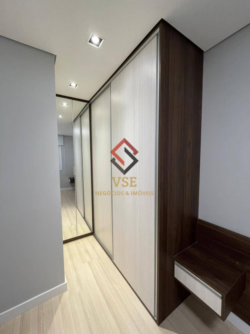 Apartamento à venda com 2 quartos, 60m² - Foto 42