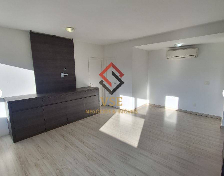Apartamento para alugar com 1 quarto, 62m² - Foto 2